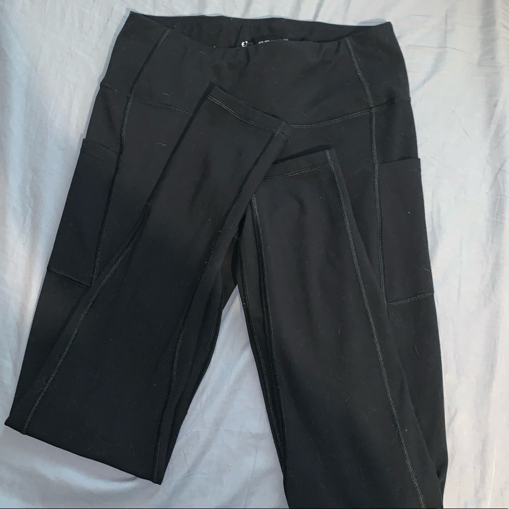 Leggings with pockets